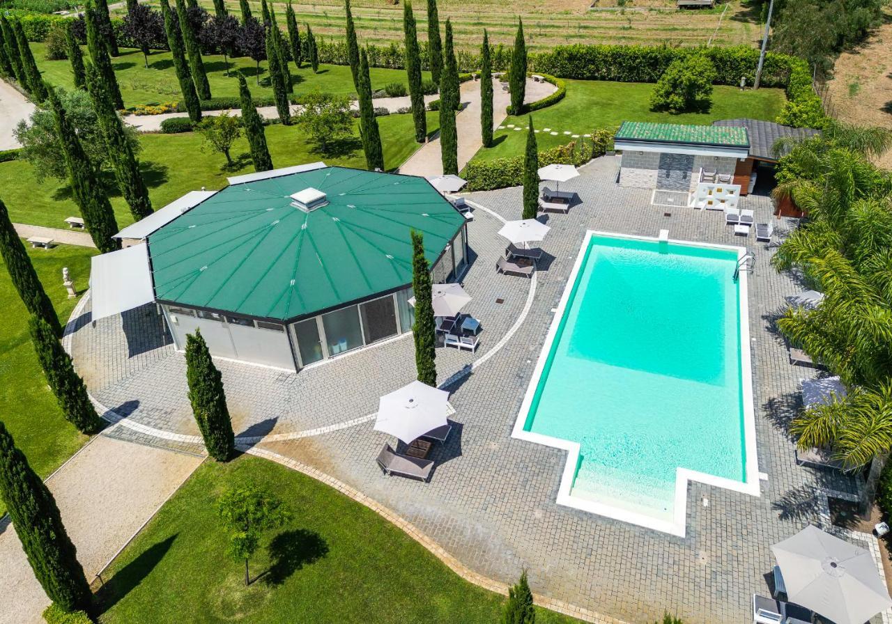 Casale Delle Ronde B&B Латина Екстериор снимка
