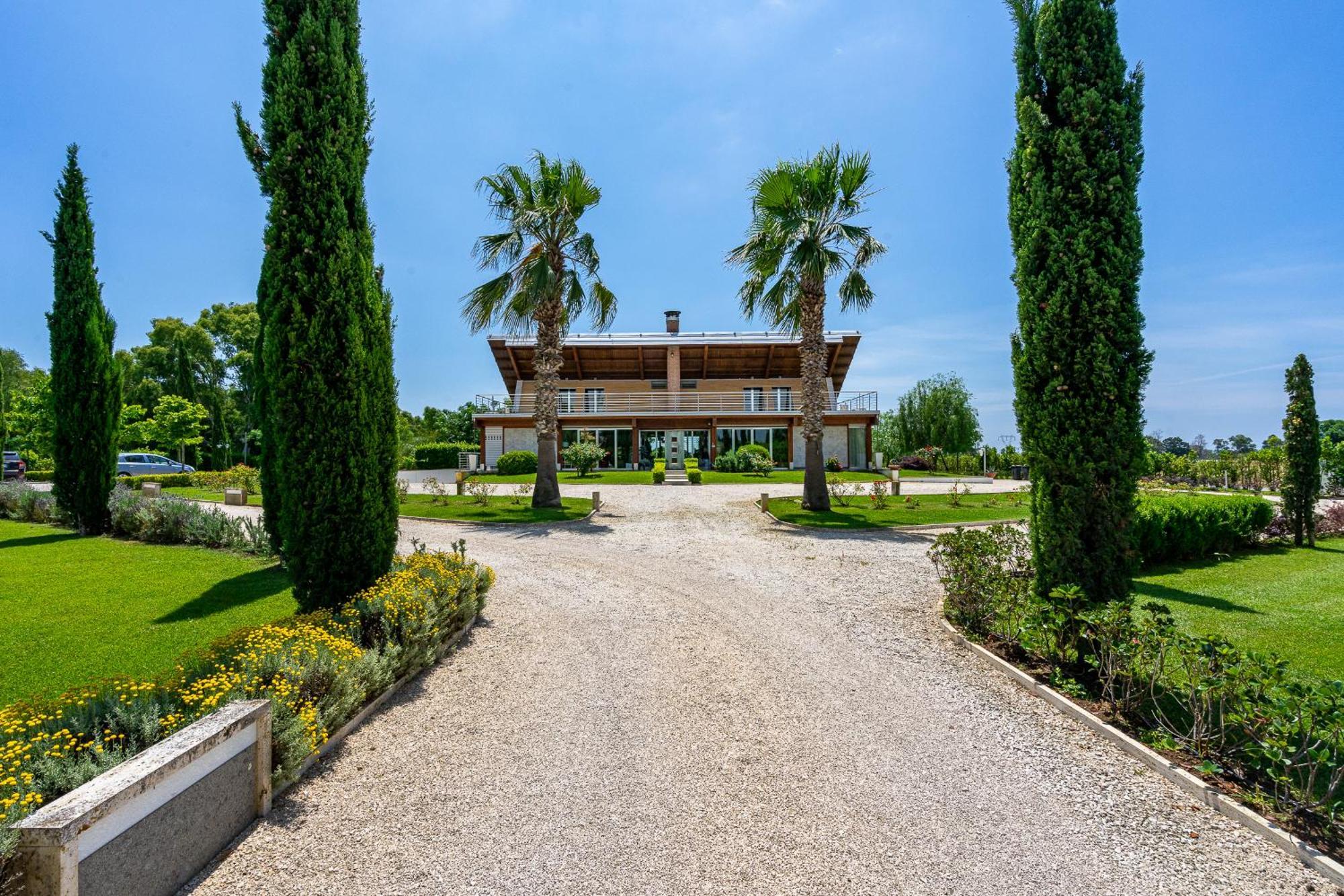 Casale Delle Ronde B&B Латина Екстериор снимка
