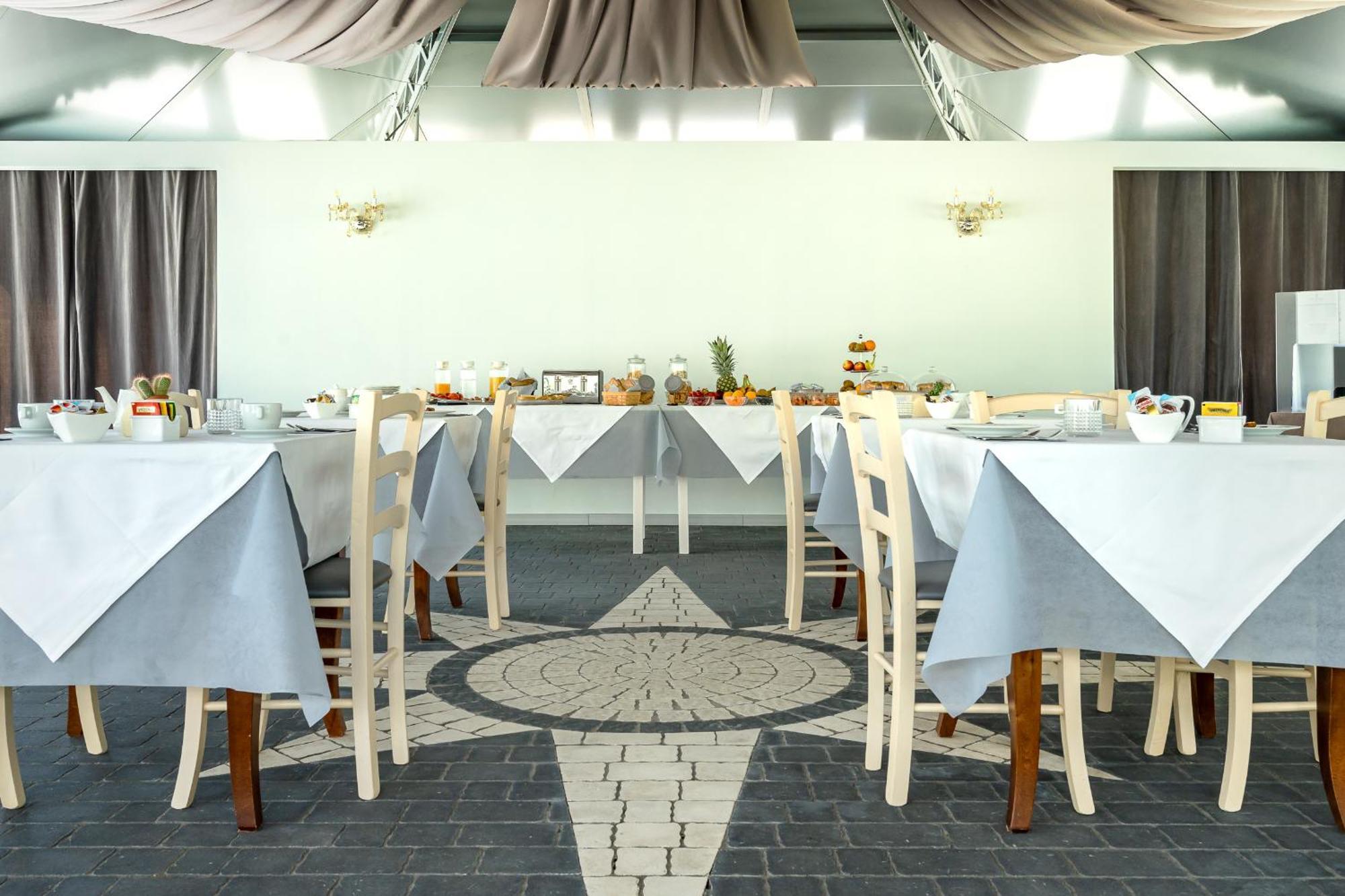 Casale Delle Ronde B&B Латина Екстериор снимка
